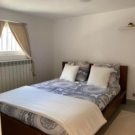 Auberge Appartement Ormesson Sur Marne / Sucy En Brie ภายนอก รูปภาพ