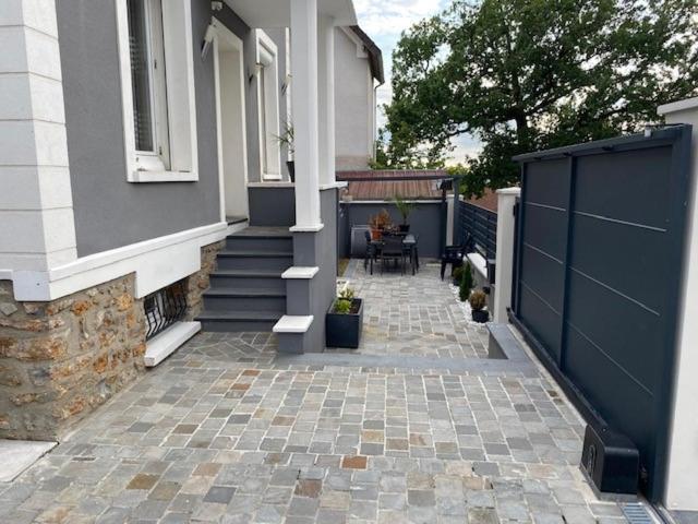 Auberge Appartement Ormesson Sur Marne / Sucy En Brie ภายนอก รูปภาพ